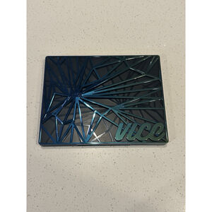 URBAN DECAY VICE 4 Palette 20 Eye Shadow with Case New in Box